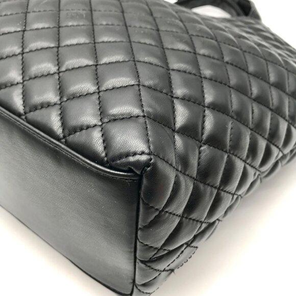 Like Dreams Black Quilted Juliet Medium Crossbody Bag - Picture 7 of 11